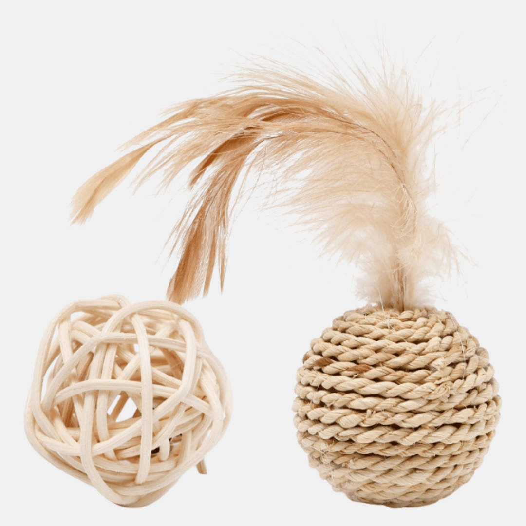 Bola Sisal interactiva con plumas para gatos